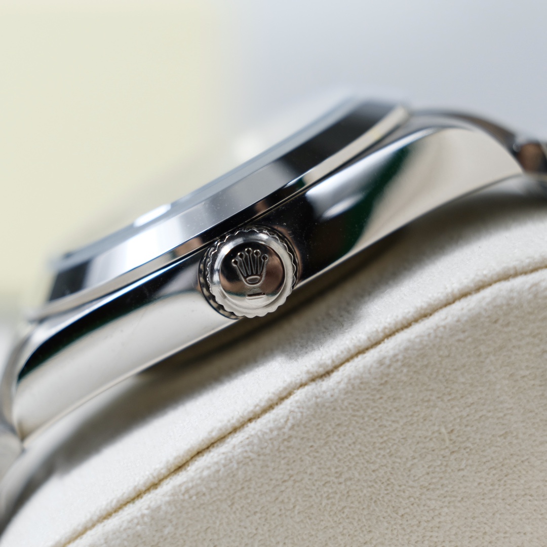 Rolex Air-King 116900 Replica Watch – Swiss Movement, Black Dial, 40mm Stainless Steel Luxury Timepiece - Image 7