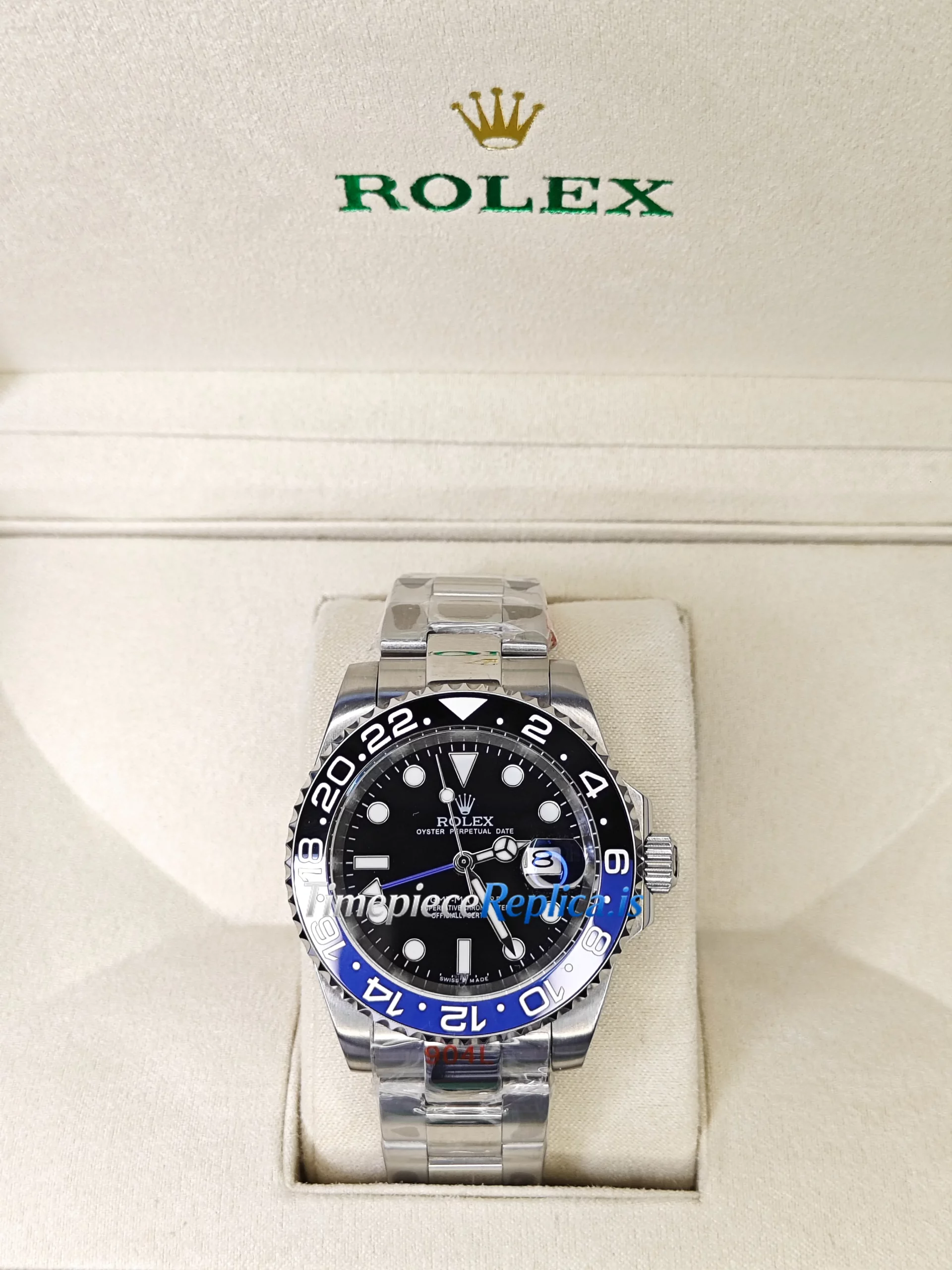 Rolex GMT-Master II 116710BLNR Replica Best Black Dial Blue & Black Bezel Watch
