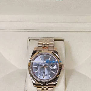 Rolex Sky-Dweller m336935-0008 Replica 1:1 Rose Gold & Silver Dial Automatic Watch